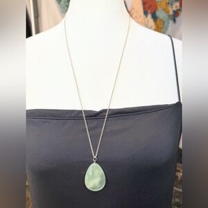 Silver Tone Chain Necklace Green Teardrop Stone Pendant Minimalist Boho